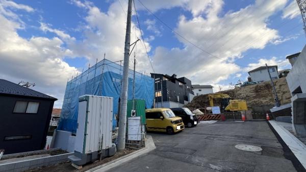 鶴見区梶山２丁目　全３棟J棟