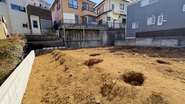磯子区岡村2丁目　全2棟B号棟