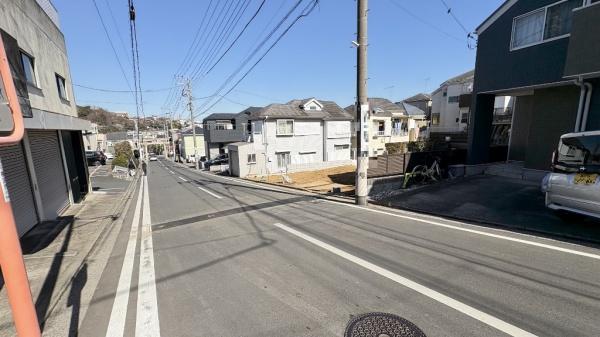 磯子区岡村2丁目　全2棟B号棟