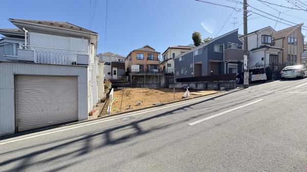 磯子区岡村2丁目　全2棟B号棟