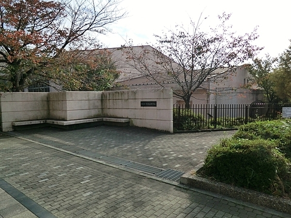 ファミールあざみ野スカーレットヒルズ(横浜市立中川西中学校)