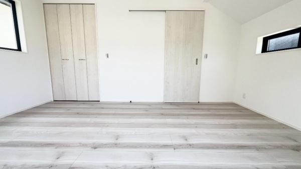 神奈川区三枚町　全2棟2号棟