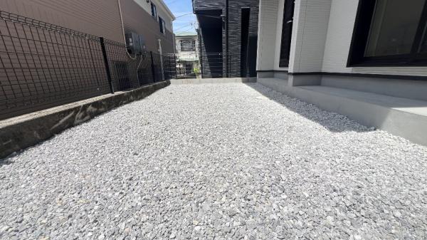 神奈川区三枚町　全2棟2号棟