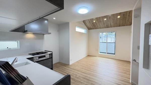 戸塚区深谷町　戸建