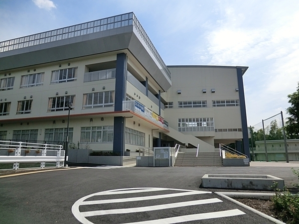 川崎市麻生区王禅寺東5丁目の土地(川崎市立柿生中学校)