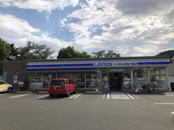 川崎市麻生区王禅寺東5丁目の土地(ローソン・スリーエフ下麻生店)
