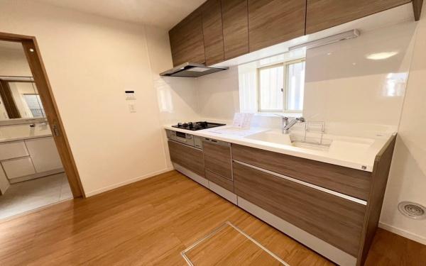 横浜市西区境之谷の中古一戸建て(キッチン)