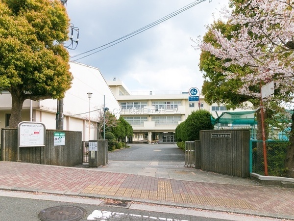 戸塚区川上町 全1棟(横浜市立名瀬中学校)