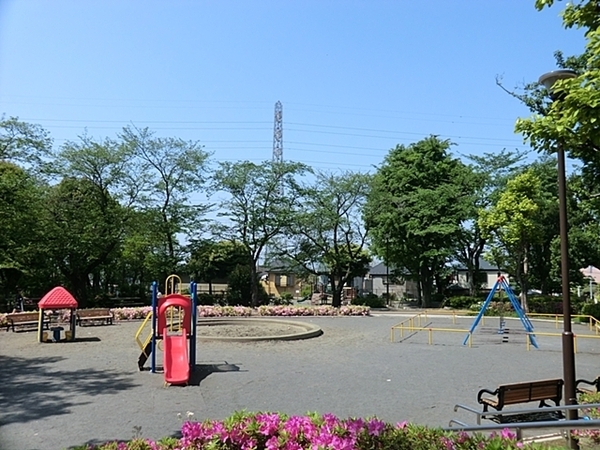 泉区白百合1丁目 全2棟A棟(しらゆり公園)