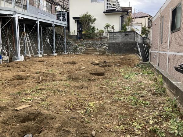 泉区白百合１丁目　全２棟A棟