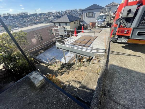 泉区白百合１丁目　全２棟A棟