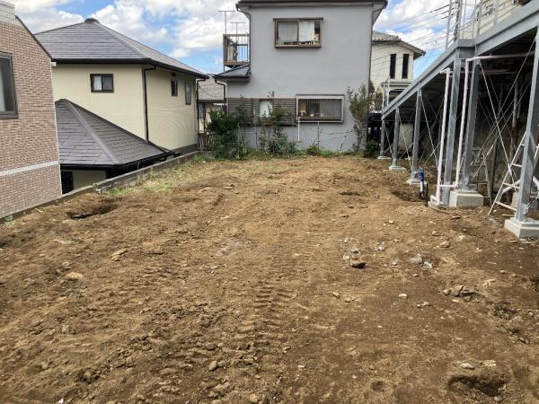 泉区白百合１丁目　全２棟B棟