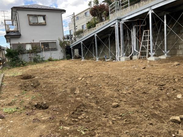 泉区白百合１丁目　全２棟B棟