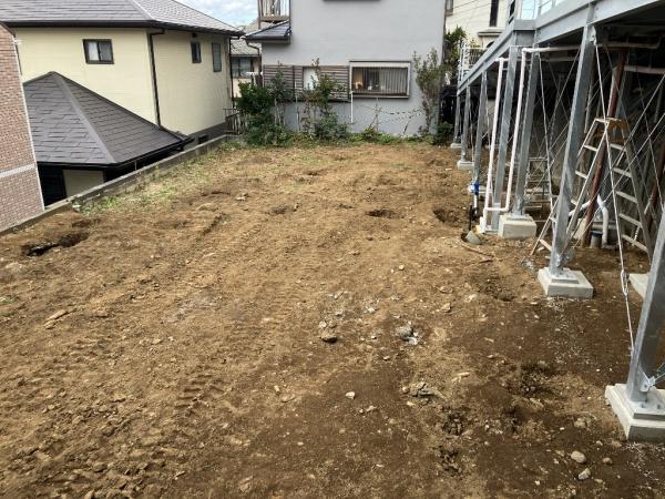 泉区白百合１丁目　全２棟B棟