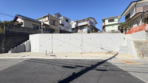 南区六ッ川2丁目　全2棟Ｂ棟