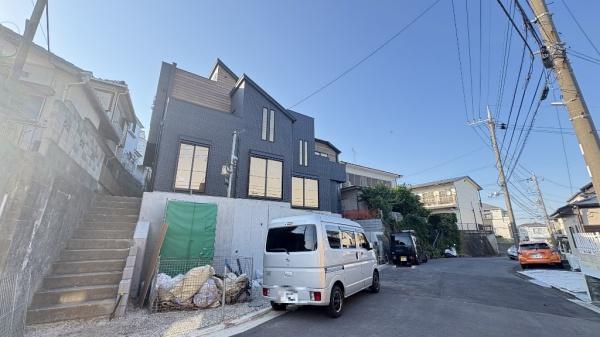 南区六ッ川2丁目　全2棟Ｂ棟