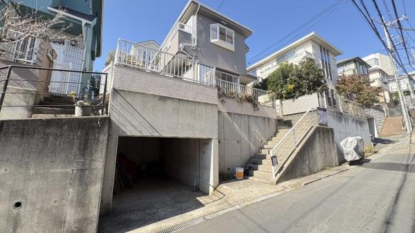川崎市宮前区菅生ケ丘の中古一戸建て