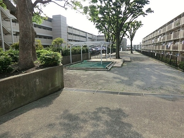 港北区下田町6丁目 全1棟(久末つつじ公園)