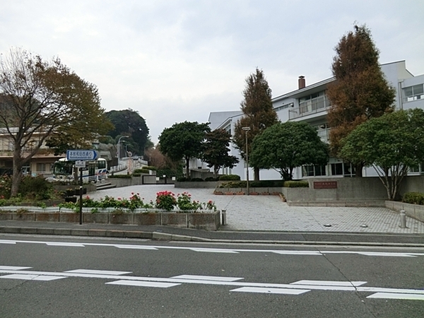 中区本牧間門(横浜市立本牧中学校)