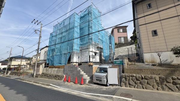 鎌倉市津西1丁目　全1棟