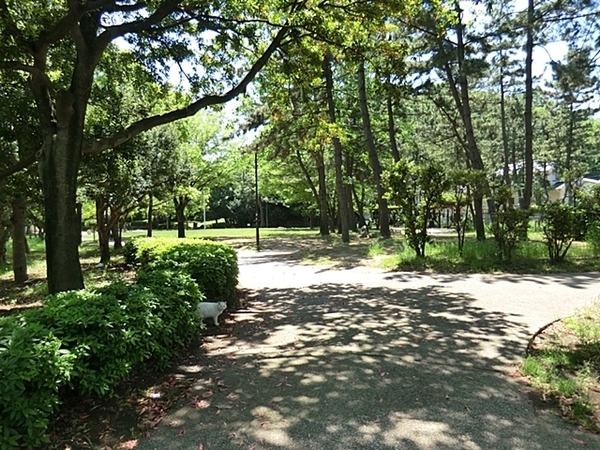 金沢区富岡東6丁目(富岡八幡公園)