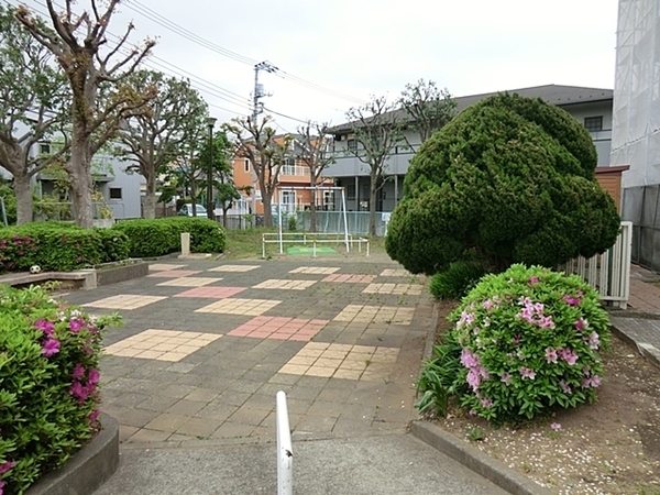 栄区笠間2丁目 全3棟B号棟(長尾台公園)