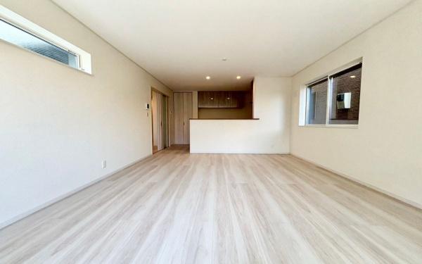 戸塚区戸塚町６　新築戸建