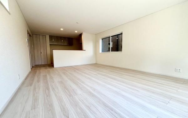 戸塚区戸塚町６　新築戸建