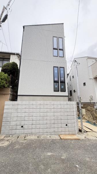 南区永田北3丁目　全1棟