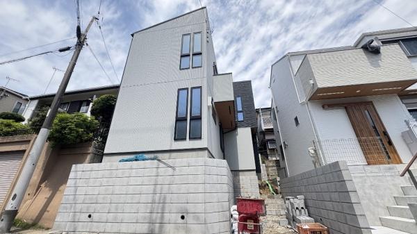 南区永田北3丁目　全1棟