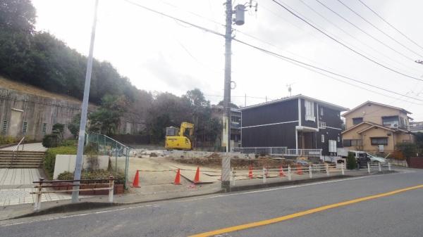 戸塚区秋葉町　全2棟1号棟