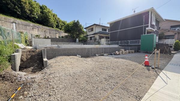 戸塚区秋葉町　全2棟2号棟