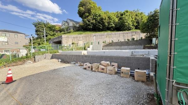戸塚区秋葉町　全2棟2号棟