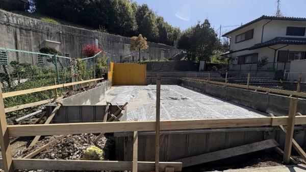 戸塚区秋葉町　全2棟2号棟