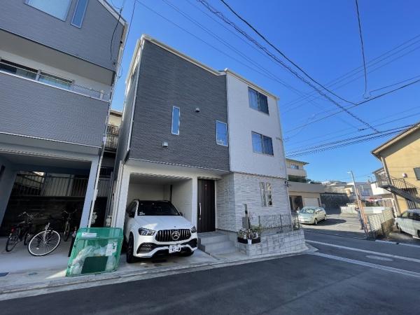 横浜市南区睦町２丁目の中古一戸建て