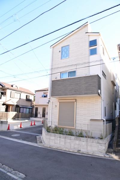 横浜市南区睦町２丁目の中古一戸建て