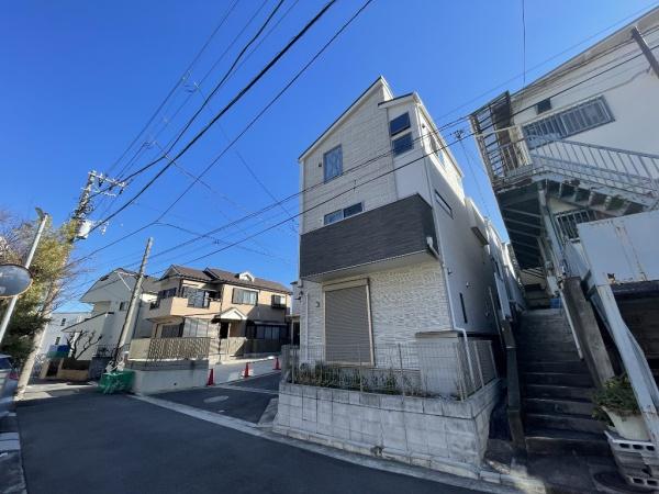 横浜市南区睦町２丁目の中古一戸建て
