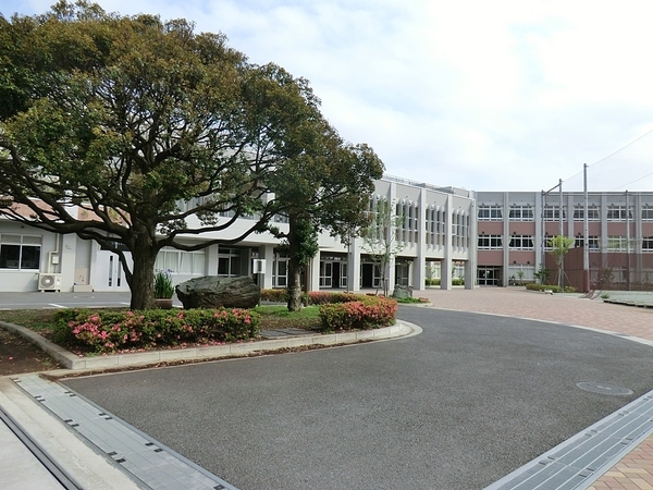 藤沢市藤沢の新築一戸建(藤沢市立第一中学校)