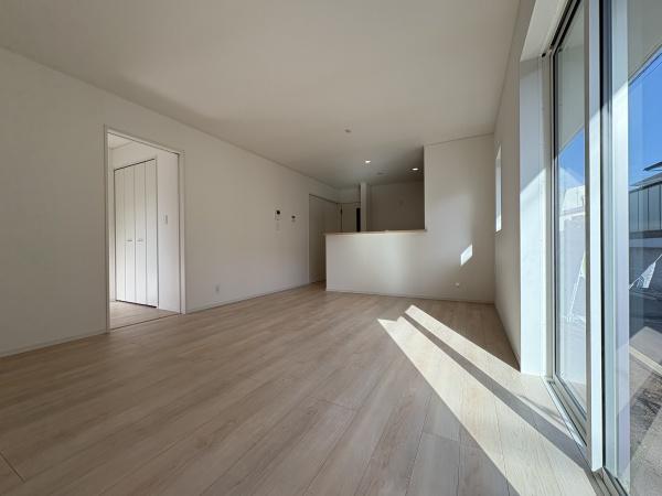 旭区善部町第８　全２棟２号棟