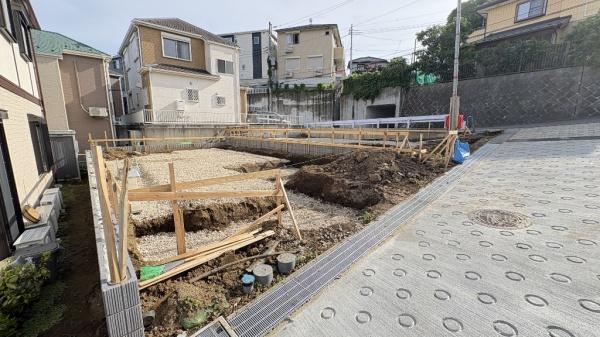 港南区笹下５丁目　全２棟２号棟