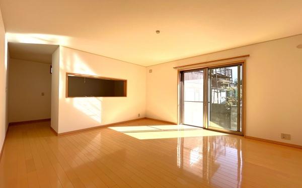 横浜市金沢区六浦東１丁目の中古一戸建て
