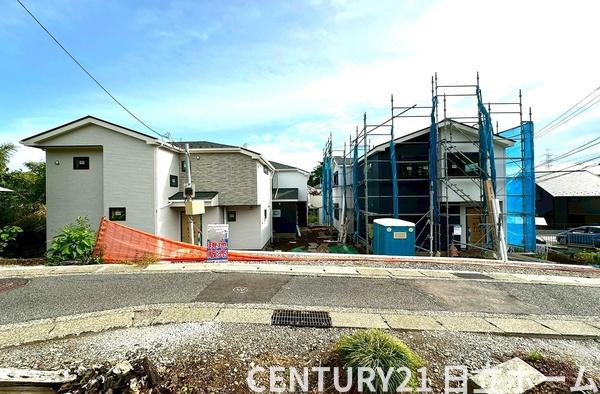 旭区上川井町　全３棟B号棟