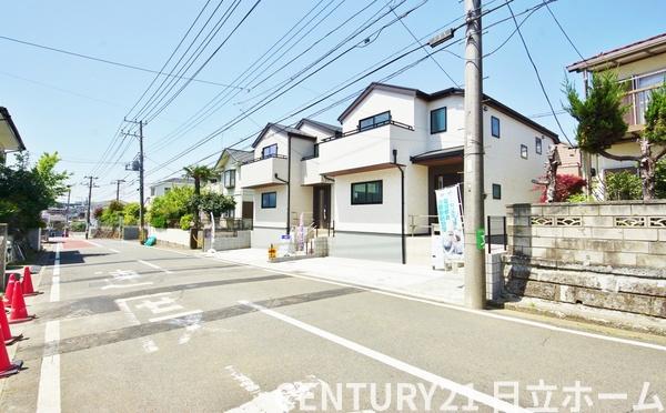 旭区白根６丁目　全２棟１号棟