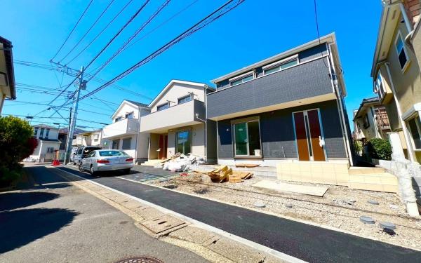 横浜市瀬谷区三ツ境第５　全３棟２号棟
