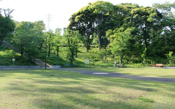 横浜星の丘ビューシティA棟(横浜市児童遊園地)