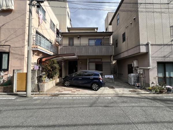 鶴見区仲通2丁目　戸建て