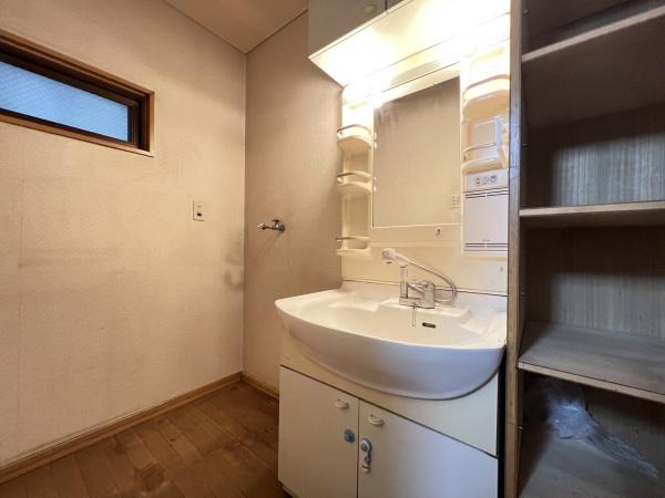 横浜市鶴見区仲通２丁目の中古一戸建て