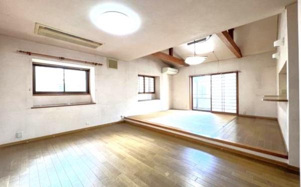 横浜市鶴見区仲通２丁目の中古一戸建て