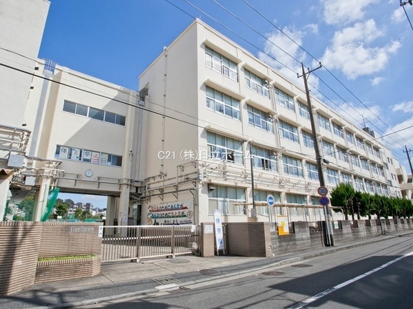 横浜市港北区大倉山5丁目の土地(横浜市立大綱中学校)