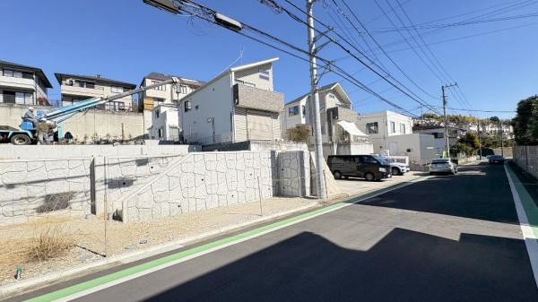 青葉区荏子田1丁目　戸建て